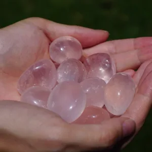 Crystaluck Rose Quartz Polishes Natural Stone for meditation, energy healing and home decor