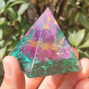 Crystaluck Amethyst Malachite Metatron's Cube Symbol Orgone Pyramid 5x5cm for energy balancing, meditation and home decor