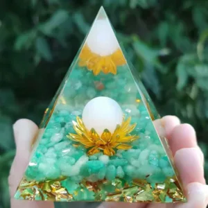 Crystaluck Green Aventurine Clear Quartz Lotus Symbol Orgone Pyramid for energy balancing, meditation and home decor