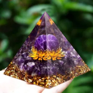Crystaluck Amethyst Sphere Lotus Symbol Orgone Pyramid 5x5cm for energy balancing, meditation and home decor